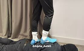 64. NIKE CLEATS TRAMPLING MIX